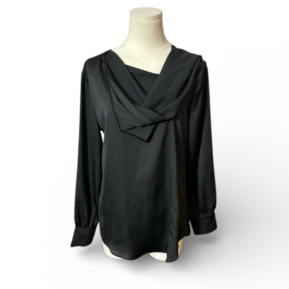 Chico's Black Draped Neck Blouse women’s size Chicos‎ (0) US size 4 (G17)